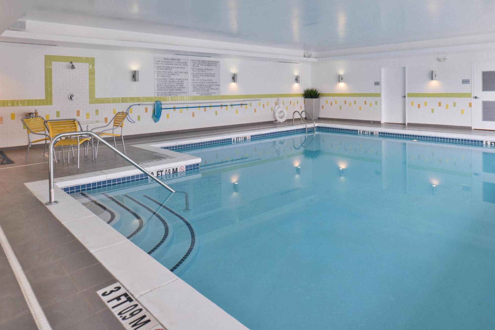 Fairfield Inn And Suites By Marriott Калхун Екстериор снимка